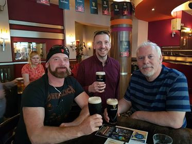 Mike with the Wolves team in UK club event in Derry City in 2021